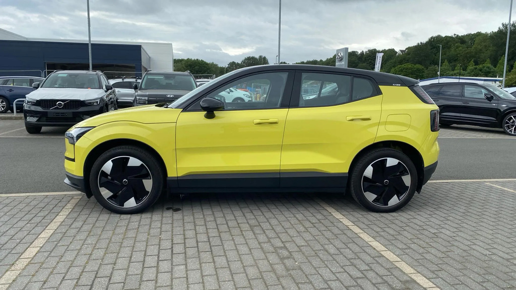 Volvo EX30 200Kw Sm Extended Range Plus 69Kwh YR74VGG #5