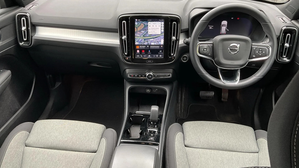 Volvo XC40 2.0 B3p Plus Dark NK73LDA #5