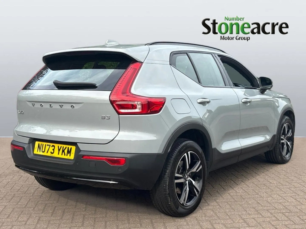 Volvo XC40 2.0 B3p Plus Dark NU73YKM #2