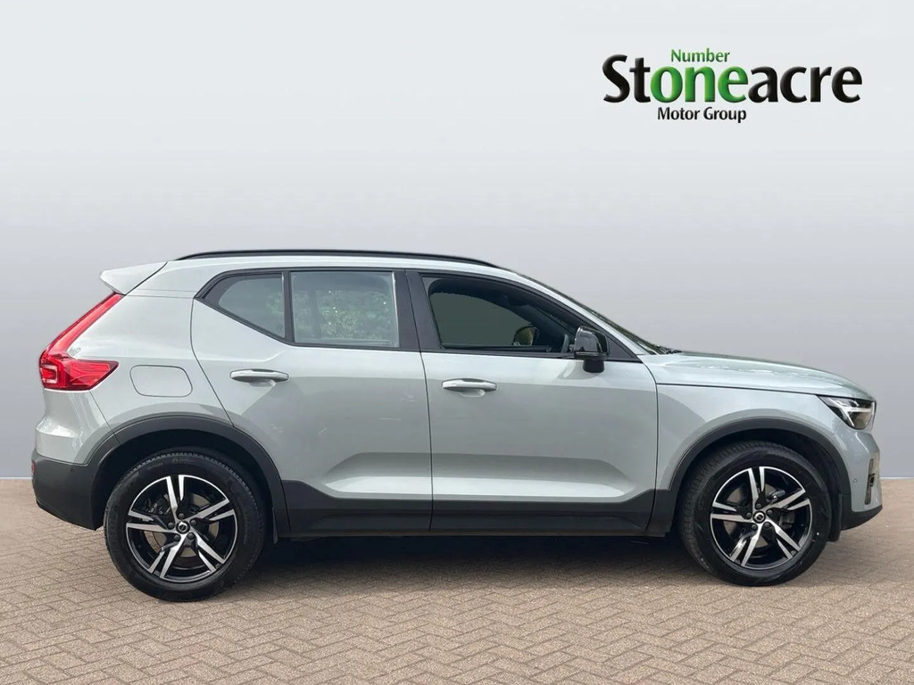 Volvo XC40 2.0 B3p Plus Dark NU73YKM #3