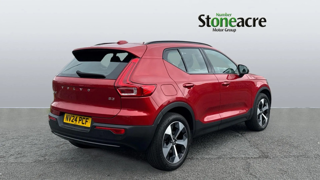 Volvo XC40 2.0 B3p Plus Dark NV24PCF #2