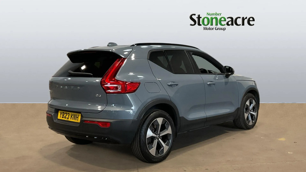 Volvo XC40 2.0 B3p Plus Dark YB23KNH #2