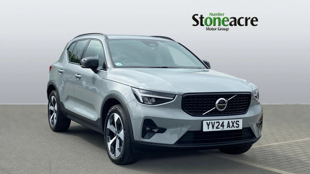 Volvo XC40 2.0 B3p Plus Dark 