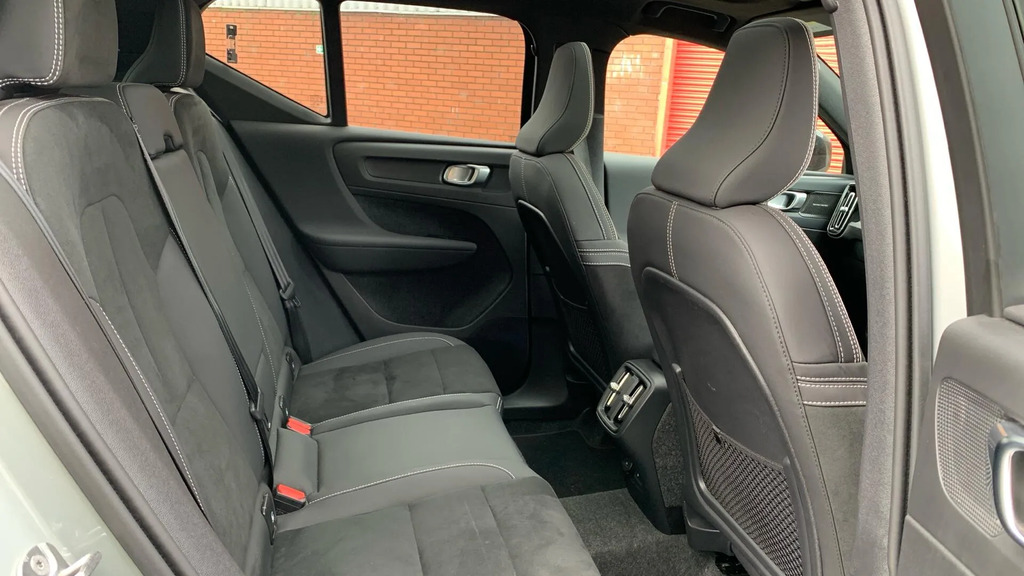 Volvo XC40 2.0 B4 Mhev Ultra Black Edition Dct Euro 6 S OY75XFR  #6