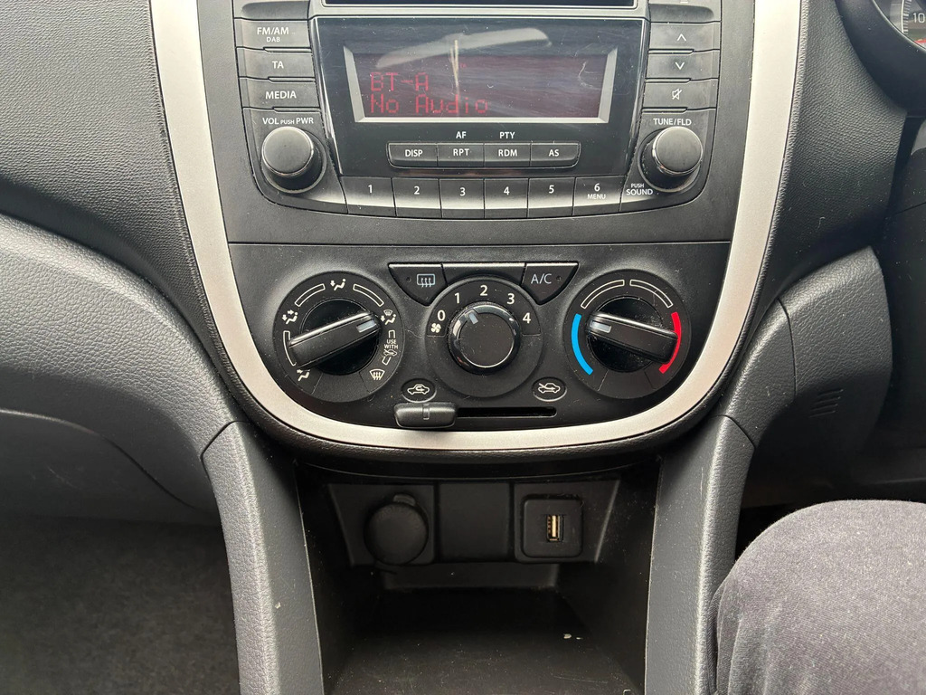 Suzuki Celerio 1.0 Sz4 White #21