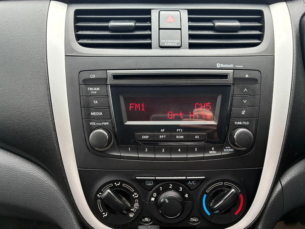 Suzuki Celerio 1.0 Sz4 White #19
