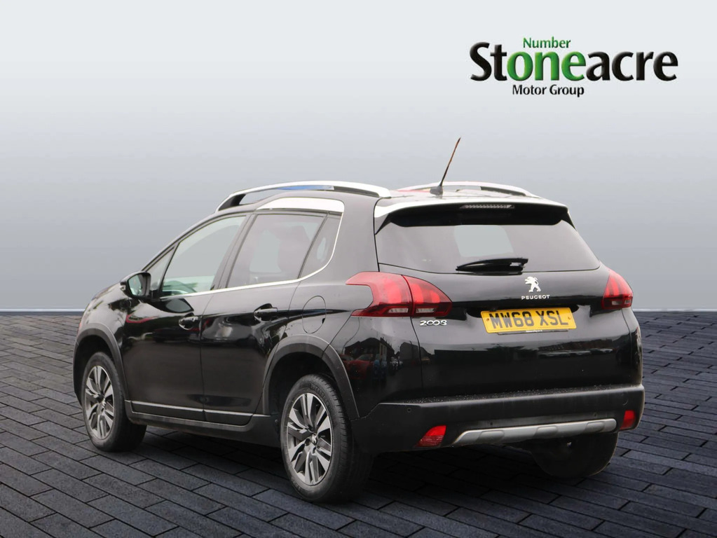 Peugeot 2008 1.2 Puretech Allure Premium MW68XSL  #5