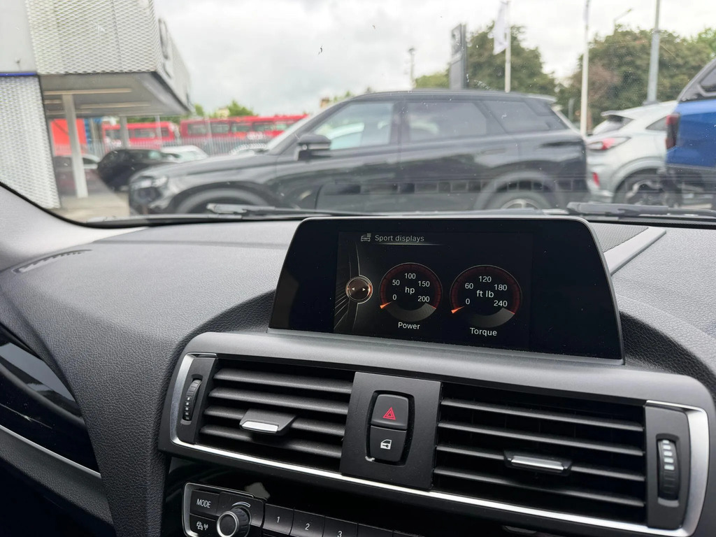 BMW 1 Series 120D M Sport White #18