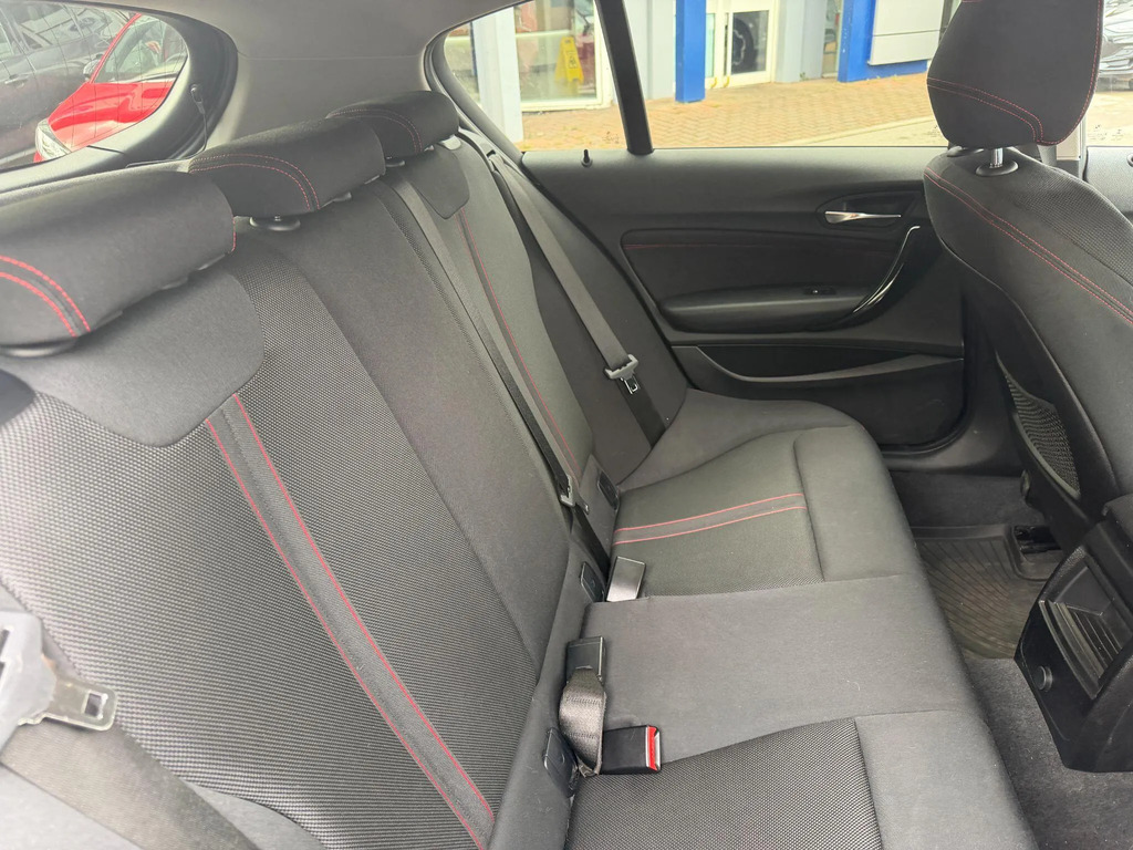 BMW 1 Series 120D M Sport White #16