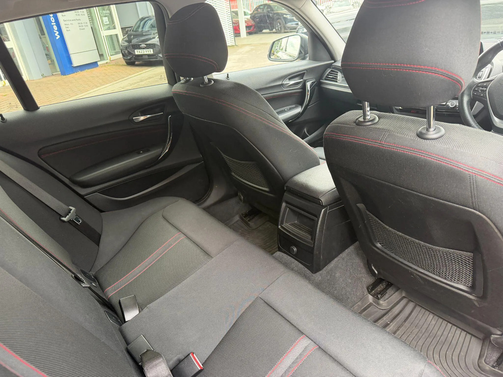 BMW 1 Series 120D M Sport White #15