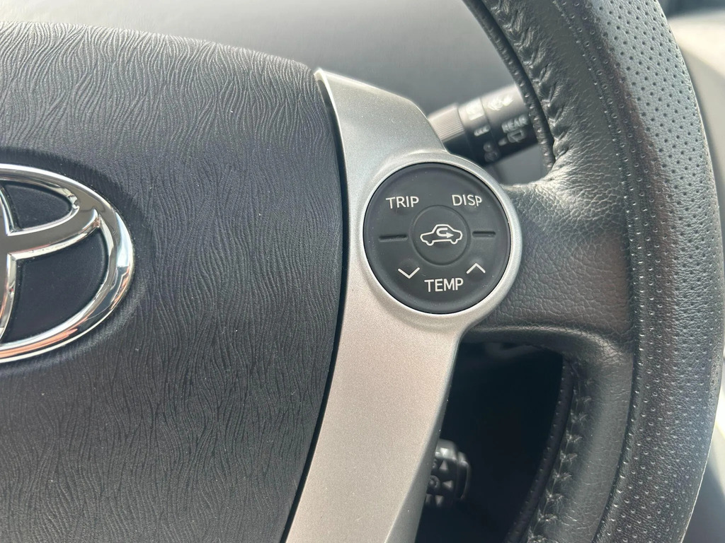 Toyota Prius Hatchback Black #15