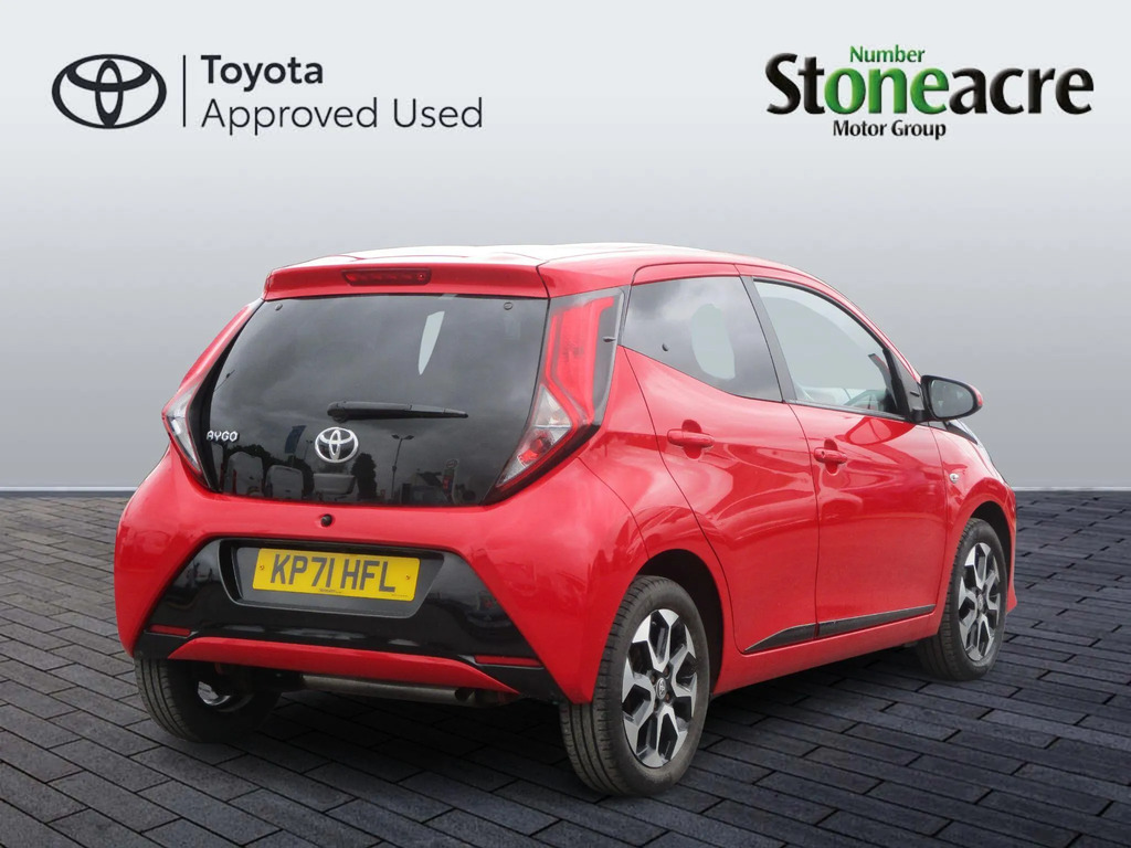 Toyota Aygo 1.0 Vvt-i X-trend Tss KP71HFL Red #3