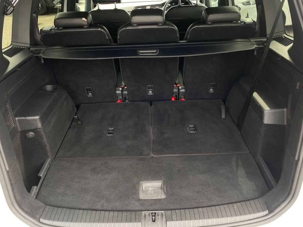 Volkswagen Touran 2.0 Se Tdi Bluemotion Technology 148 Bhp White #39