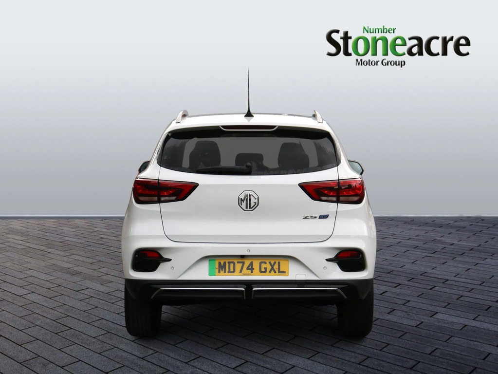 MG ZS 115Kw Trophy Connect Ev Long Range73kwh #4