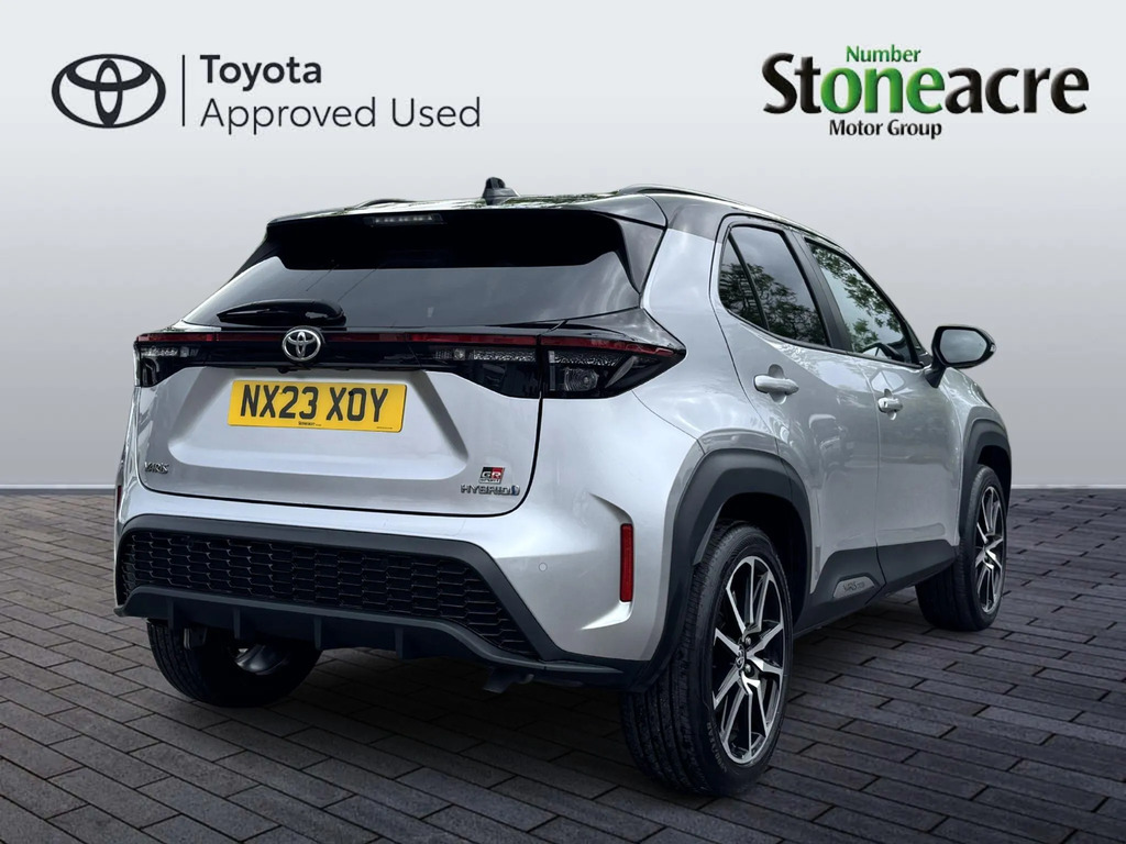 Toyota Yaris Cross 1.5 Hybrid Gr Sport NX23XOY #3