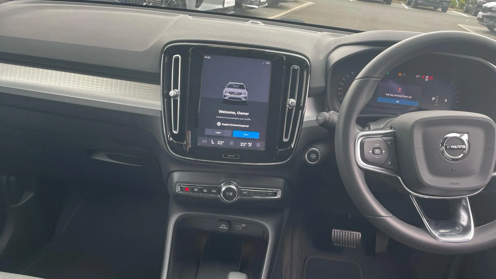 Volvo XC40 2.0 B3p Plus Dark FX23NCO #5