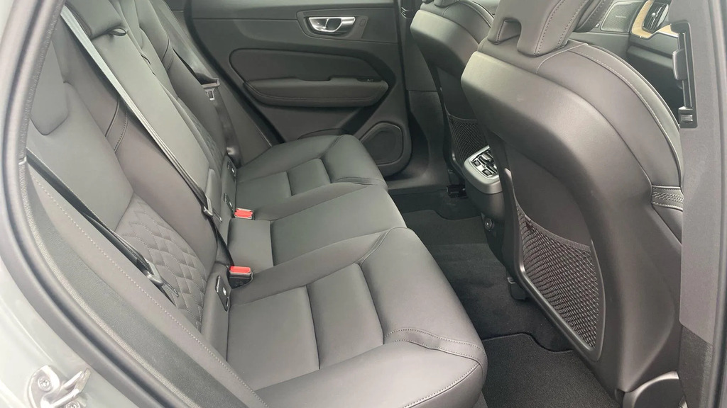 Volvo XC60 2.0 B5 Mhev Plus Pro Awd Euro 6 Ss ND26LGJ #6