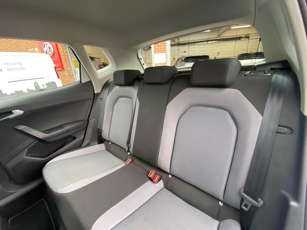 Seat Arona Arona Se Technology Tsi Red #13