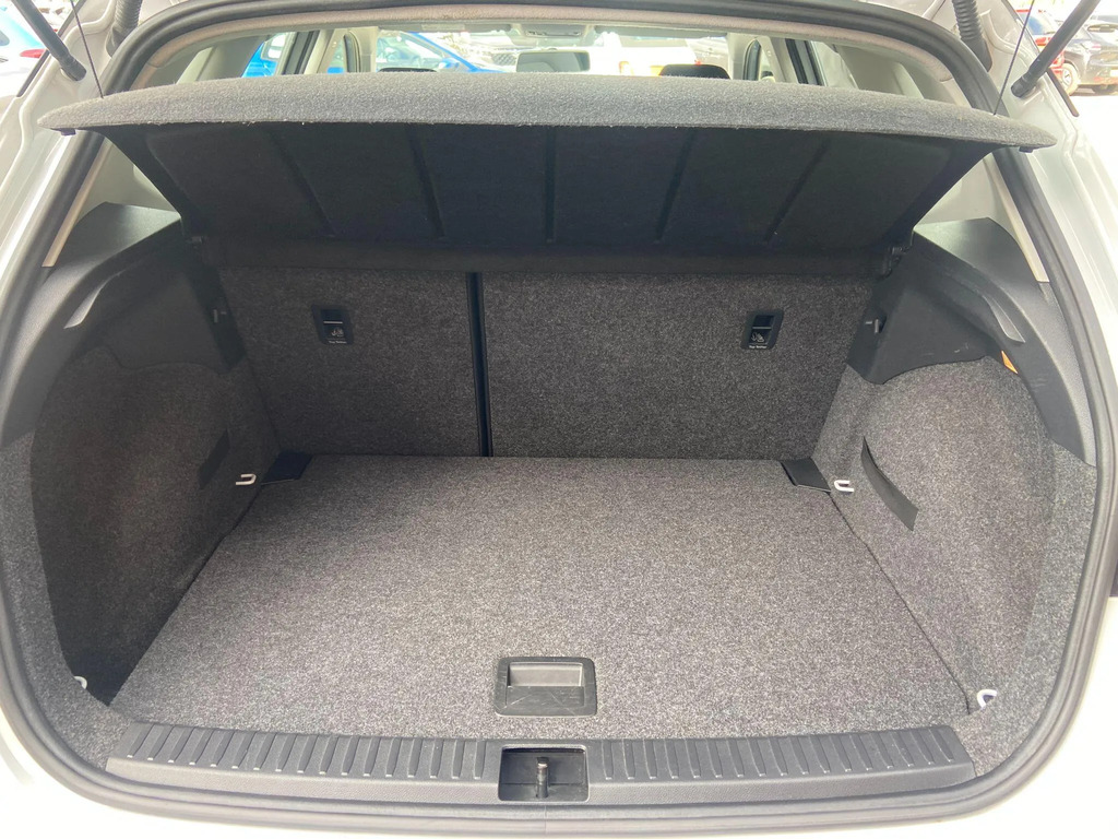 Seat Arona Arona Se Technology Tsi Red #10