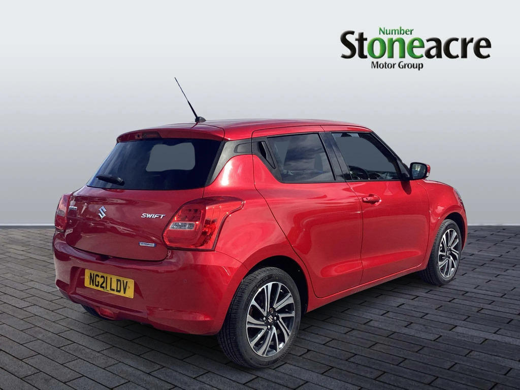 Suzuki Swift 1.2 Dualjet 83 12V Hybrid Sz5 Red #3