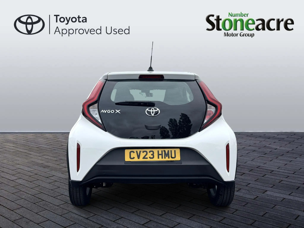 Toyota Aygo X 1.0 Vvt-i Pure CV23HMU  #4