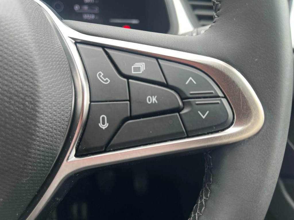 Renault Captur Renault Captur 1.8 E-tech Full Hybrid 160 Techno 5 Grey #17