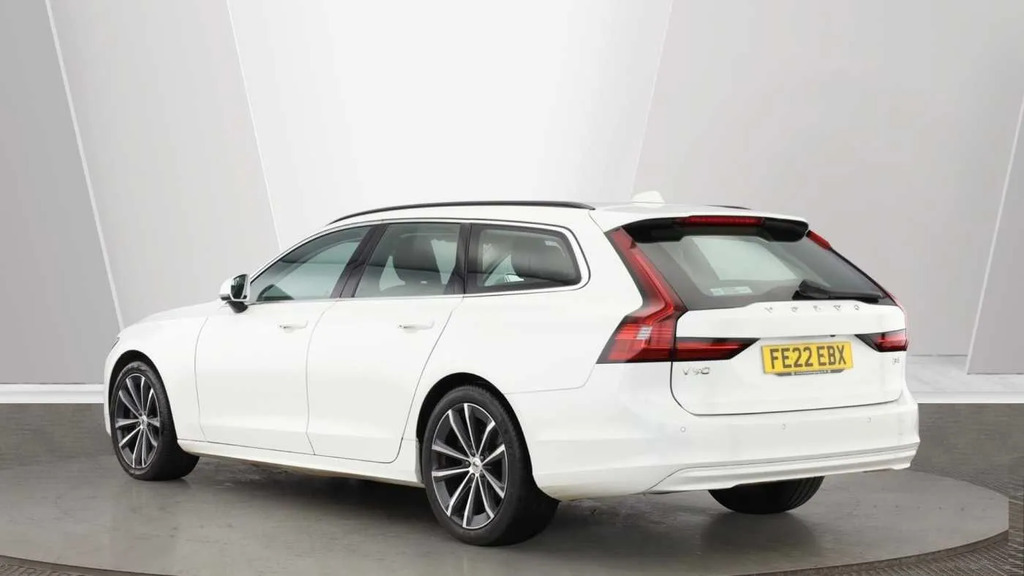 Volvo V90 2.0 B4 Mhev Momentum Euro 6 Ss  #3