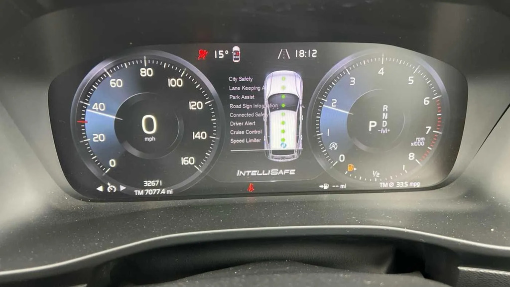 Volvo XC40 2.0 B3p Plus Dark  #9