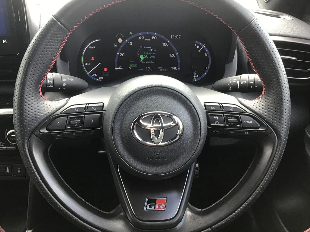 Toyota Yaris Cross 1.5 Vvt-h Excel Suv Hybrid E-cvt Euro 6 White #12