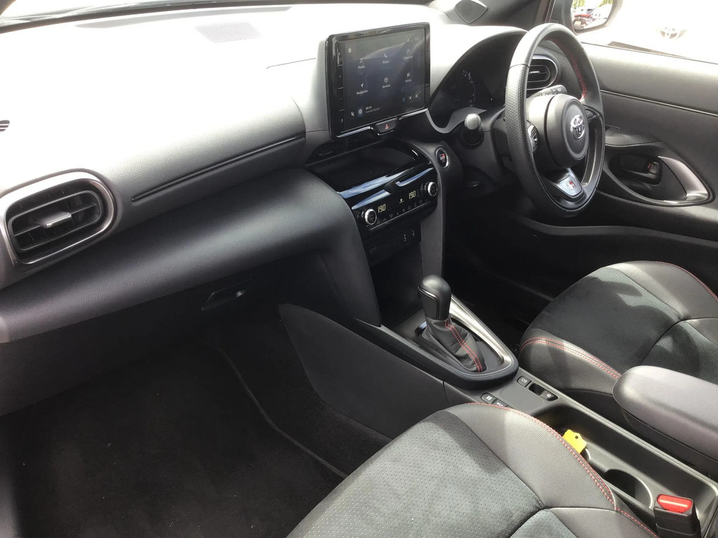 Toyota Yaris Cross 1.5 Vvt-h Excel Suv Hybrid E-cvt Euro 6 White #5