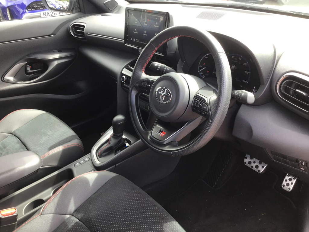 Toyota Yaris Cross 1.5 Vvt-h Excel Suv Hybrid E-cvt Euro 6 White #7
