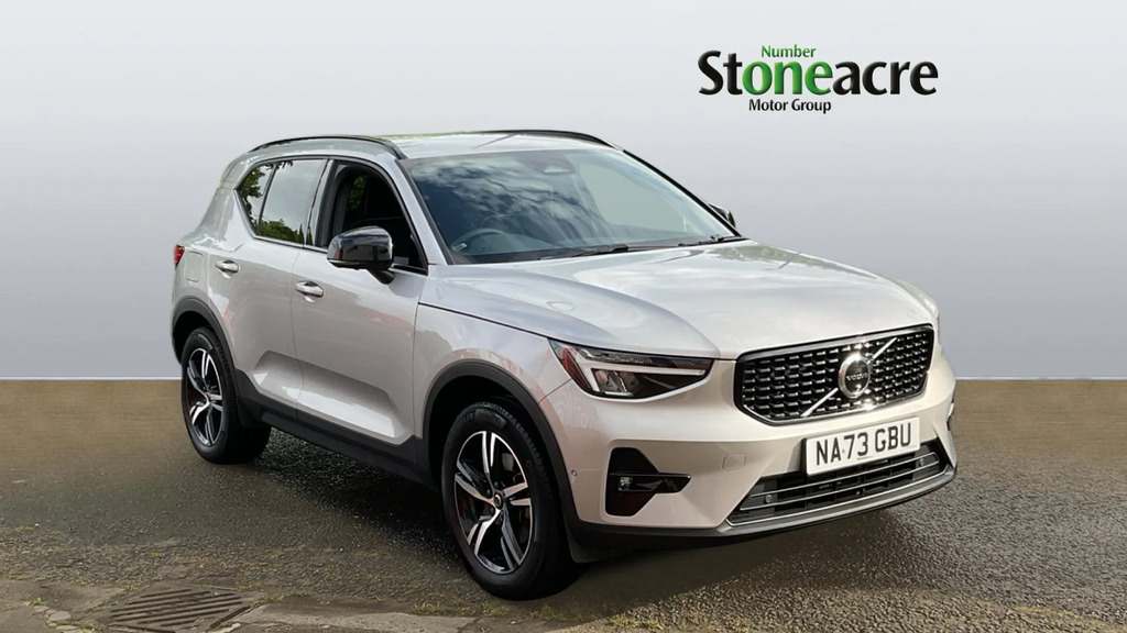 Volvo XC40 2.0 B3p Plus Dark