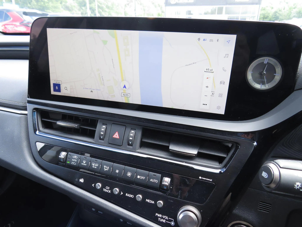 Lexus ES 300H 2.5 F-sport Cvt Silver #15
