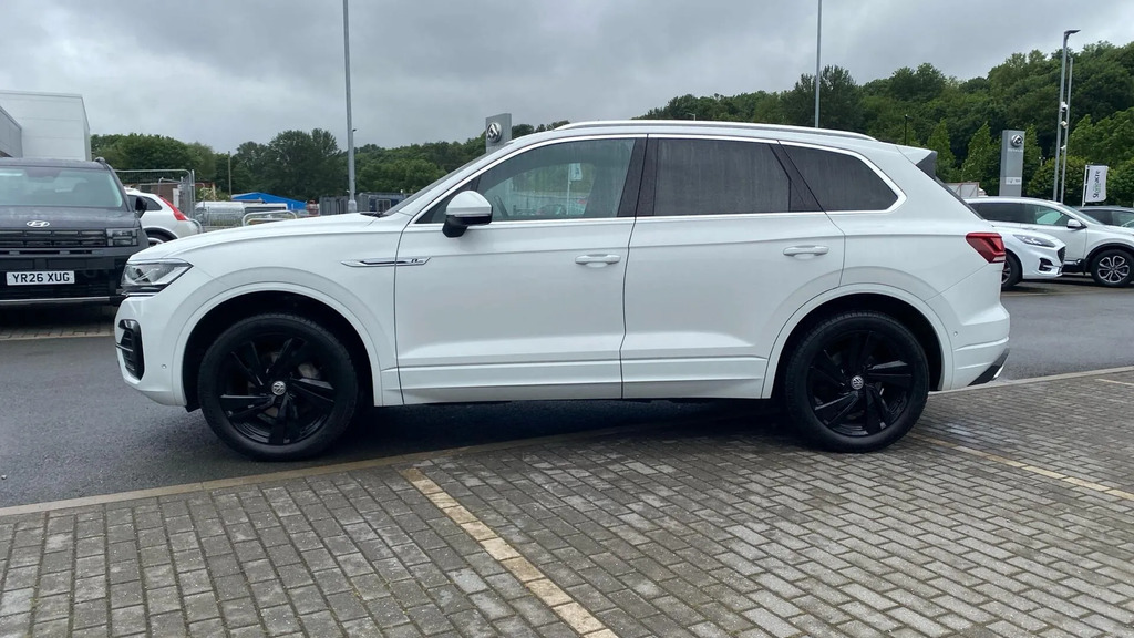 Volkswagen Touareg 3.0 Tdi V6 R-line Tech Tiptronic 4Motion Euro 6 S White #5