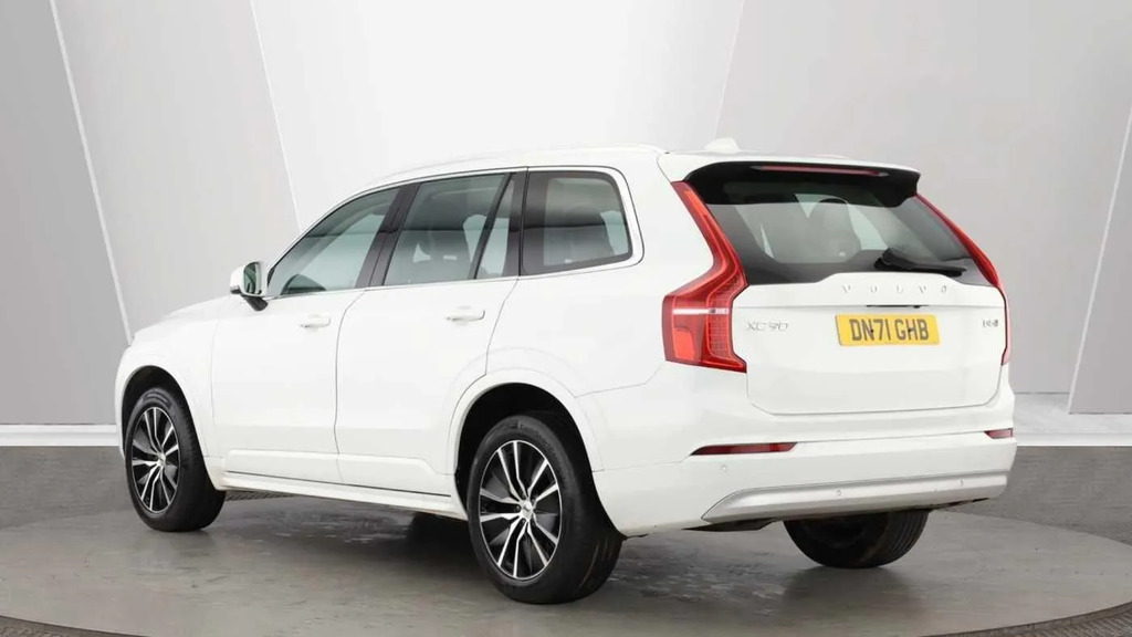 Volvo XC90 2.0 B5d 235 Momentum DN71GHB #3