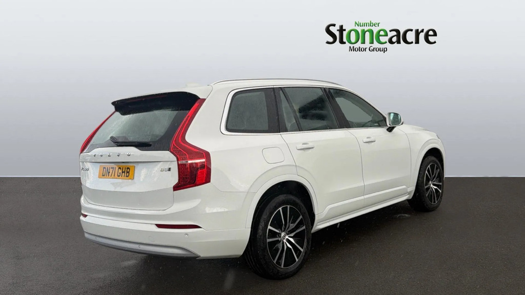 Volvo XC90 2.0 B5d 235 Momentum DN71GHB #2