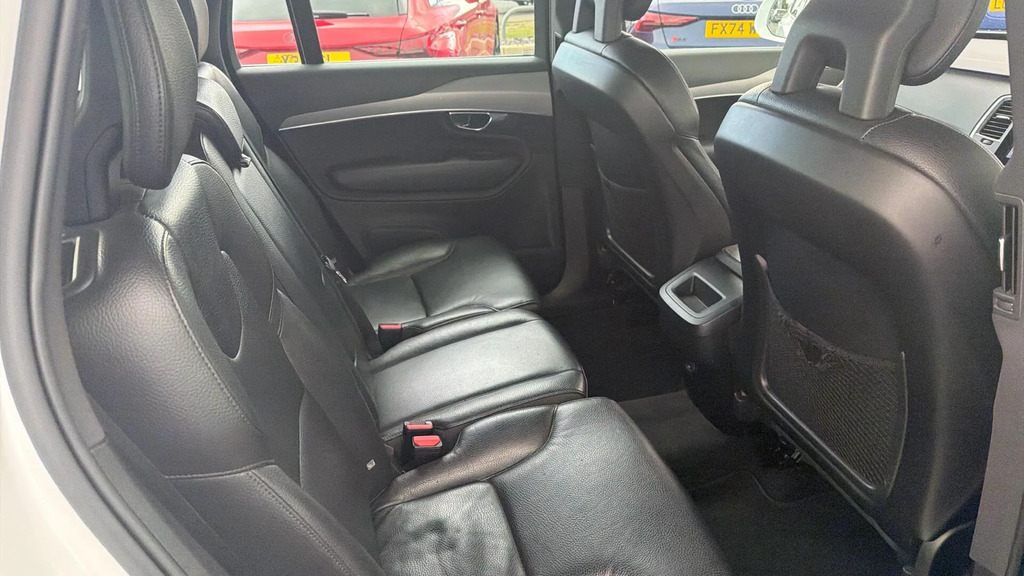 Volvo XC90 2.0 B5d 235 Momentum DN71GHB #6