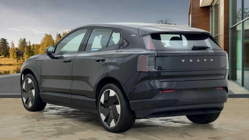 Volvo EX30 315Kw Twin Motor Performance Ultra 69Kwh  #5