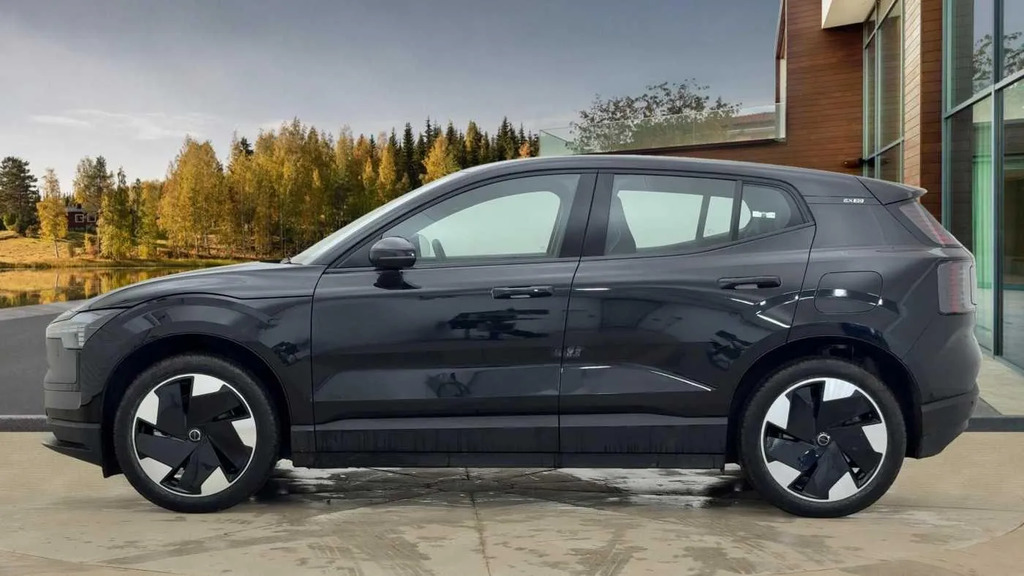 Volvo EX30 315Kw Twin Motor Performance Ultra 69Kwh  #6