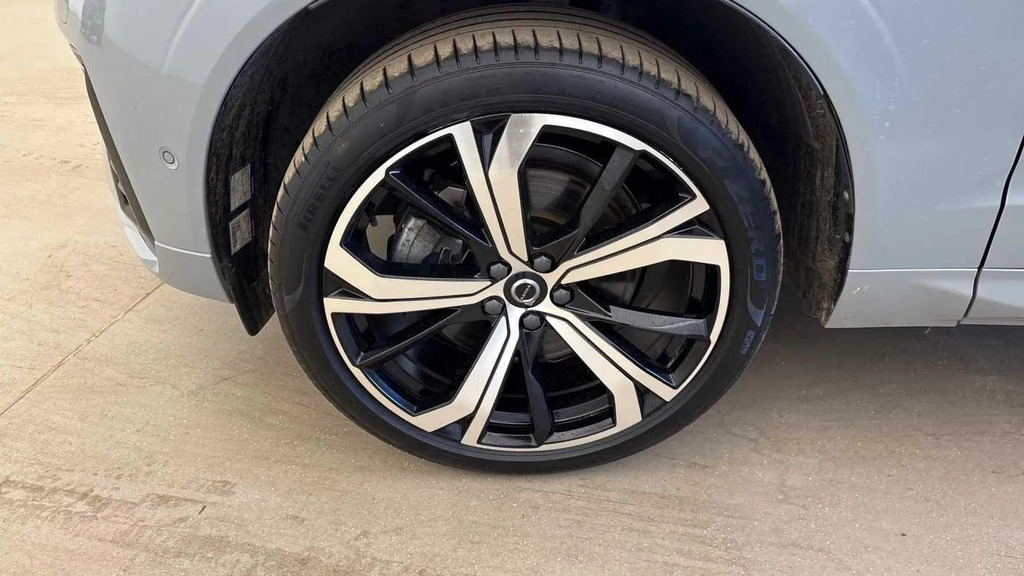 Volvo XC60 2.0 B5 Mhev Ultra Dark Awd Euro 6 Ss RV25TFK  #4