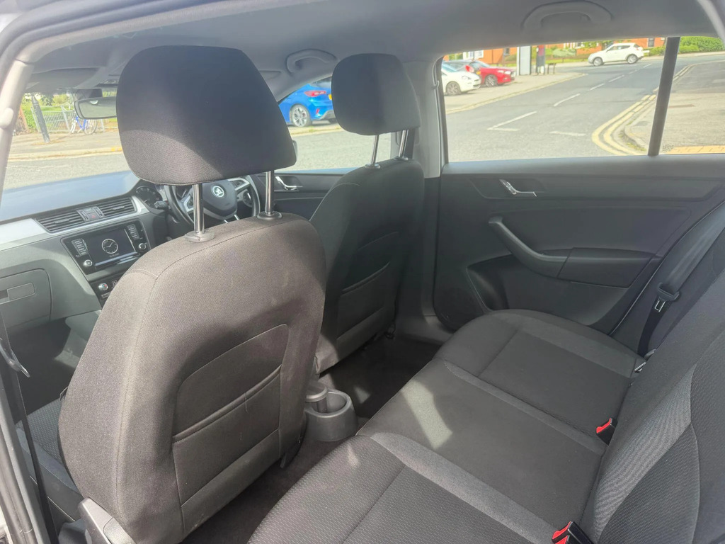 Skoda Rapid Spaceback Spaceback Se Tech Tsi Grey #12