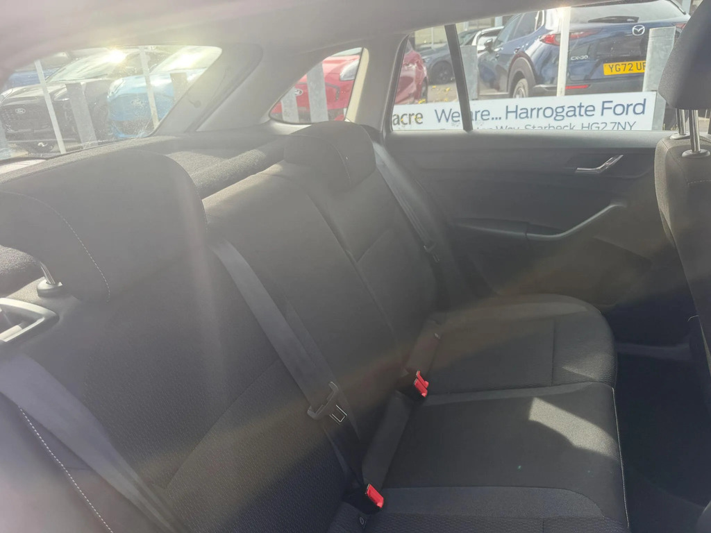 Skoda Rapid Spaceback Spaceback Se Tech Tsi Grey #17