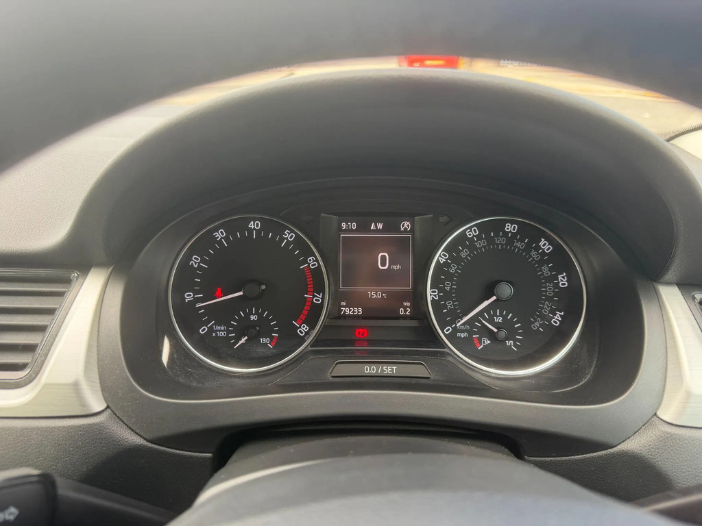 Skoda Rapid Spaceback Spaceback Se Tech Tsi Grey #19