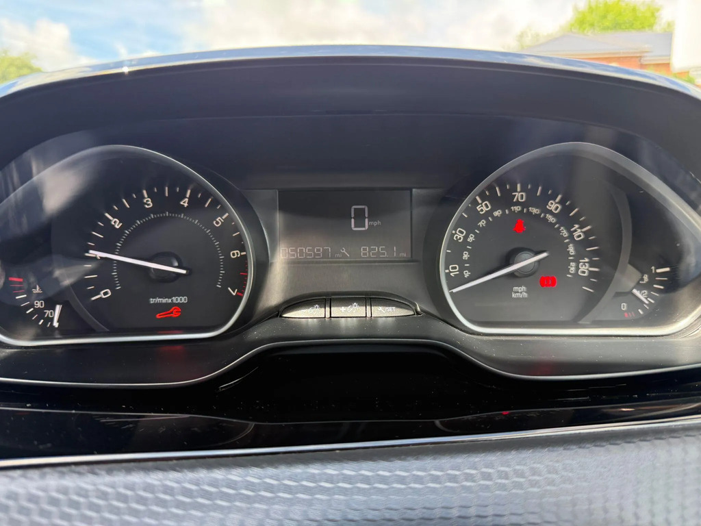 Peugeot 208 Active  #23