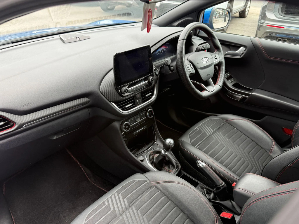 Peugeot 208 Active  #30