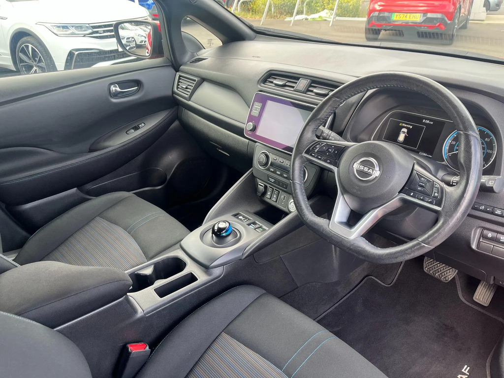 Nissan Leaf 39Kw Acenta With Rear View Camera And Intelli Red #9