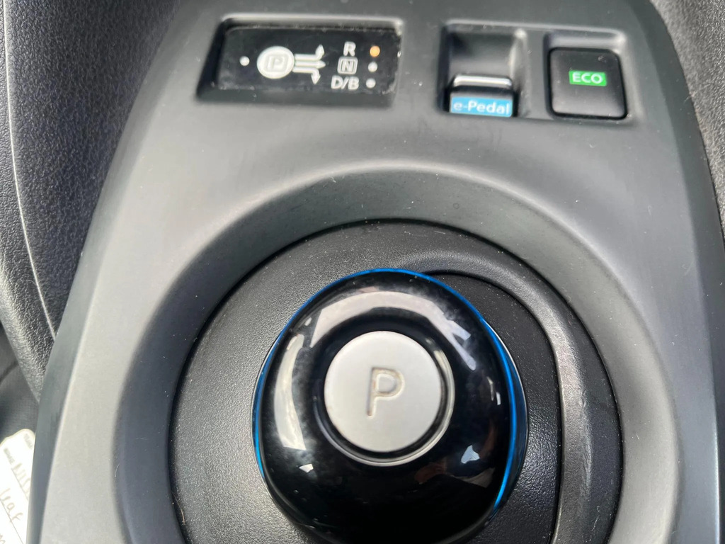 Nissan Leaf 39Kw Acenta With Rear View Camera And Intelli Red #19