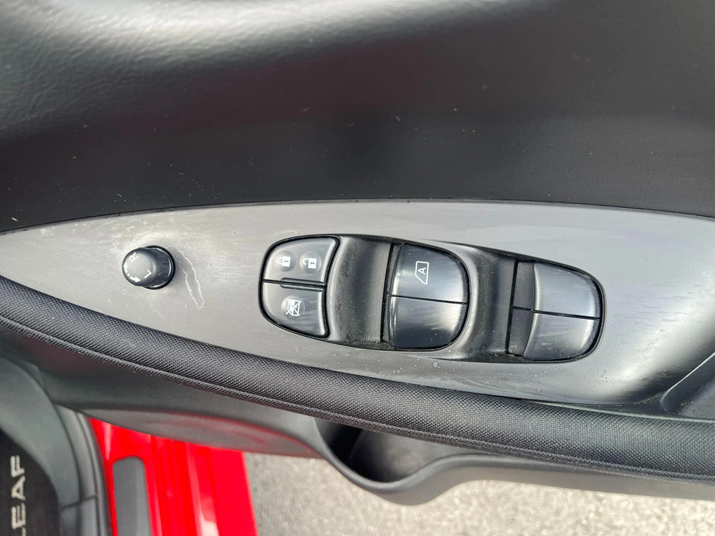 Nissan Leaf 39Kw Acenta With Rear View Camera And Intelli Red #31