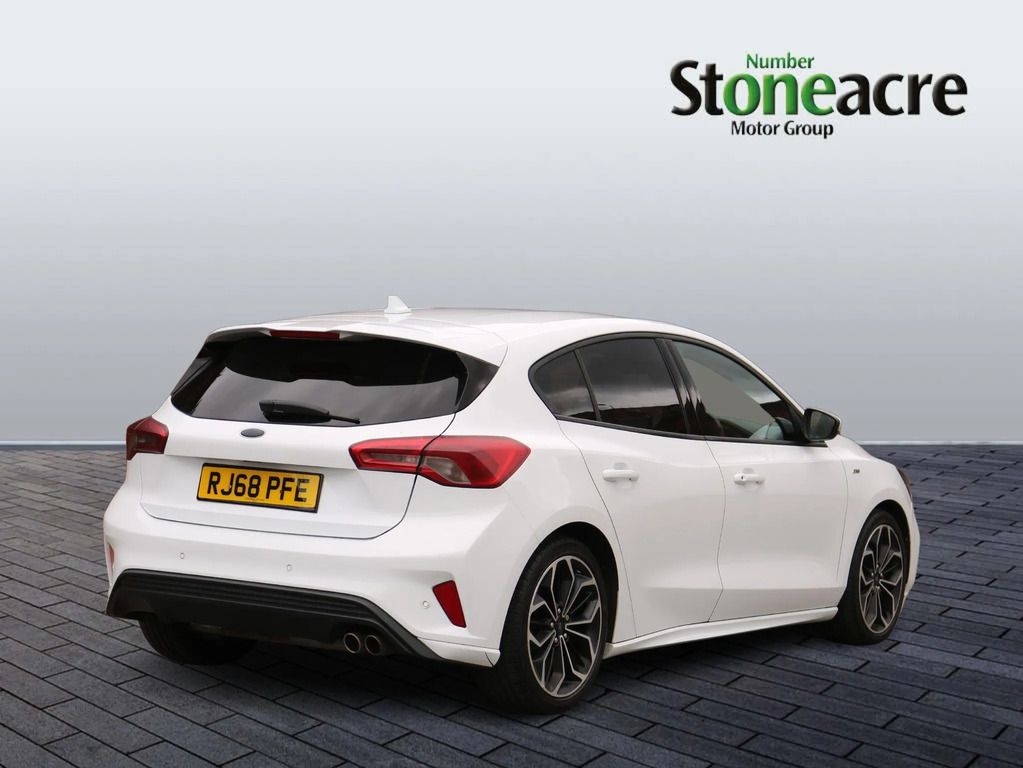 Ford Focus 1.0T Ecoboost St-line X Hatchback Manua White #3