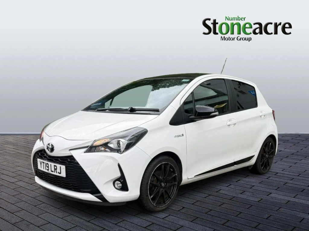 Toyota Yaris 1.5 Hybrid Gr-sport Cvt White #3